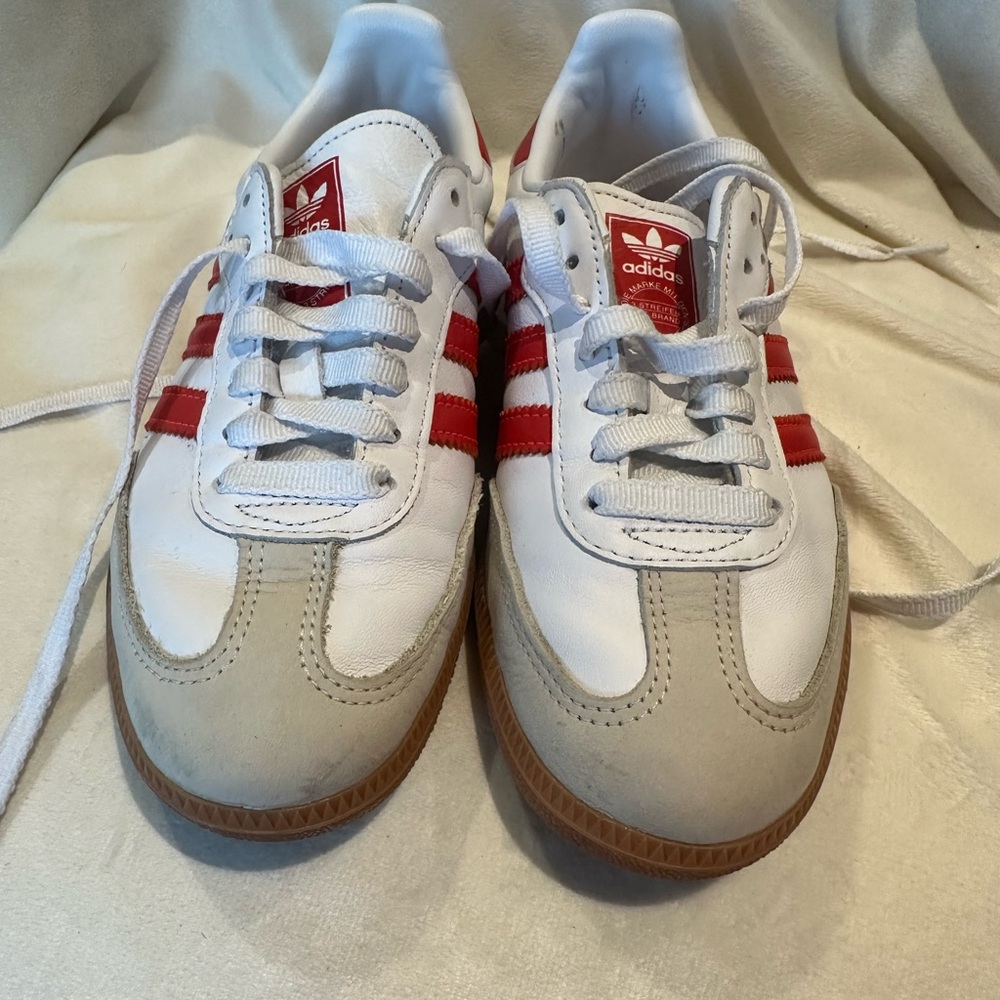 Red and White Adidas Samba OG Shoes Size 5 1/2